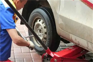 嘉定镇附近拖车24小时服务热线电话