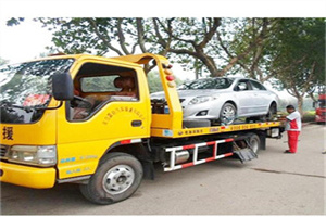 嘉定镇附近24小时汽车拖车服务热线